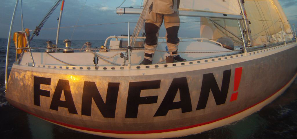 Röttgering ist wieder mit seiner "FanFan!" unterwegs mit einem langen Regattaschlag zu den Azoren. © Seefieber.de Röttgering ist wieder mit seiner "FanFan!" unterwegs mit einem langen Regattaschlag zu den Azoren. © Seefieber.de