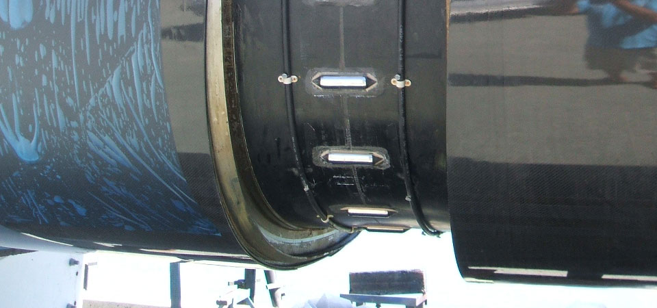 Die offen gelegte Schwenk-Mechanik des "Q"-Kiels. Das Rumpfsegment inklusive Kielfinne und Bombe wird nachträglich eingefügt.
