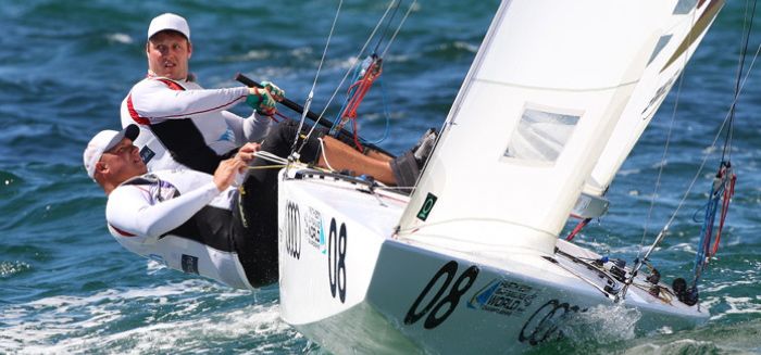 Robert Stanjek und Frithjof Kleen holen mit Platz drei im Medalrace die Silbermedaille bei der WM. © Paul Kane Robert Stanjek und Frithjof Kleen holen mit Platz drei im Medalrace die Silbermedaille bei der WM. © Paul Kane