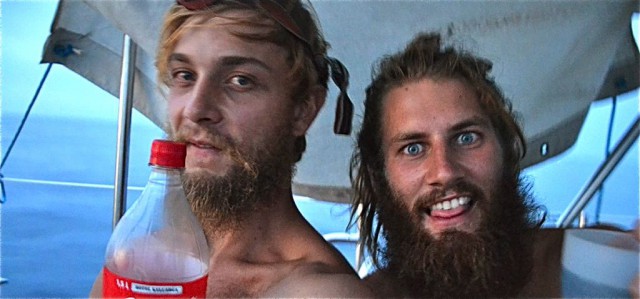 Benny und Hannes...etwas anders als die übliche Blauwasser-Crew. © sailingconductors.com
