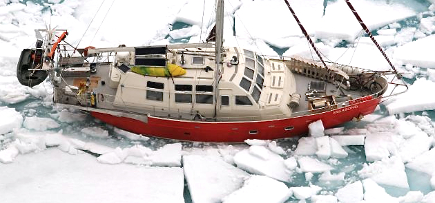 Arktis YachtRettung aus dem Eis auf der Suche nach dem -> Kühlschrank Yacht Arktis YachtRettung aus dem Eis auf der Suche nach dem -> Kühlschrank Yacht