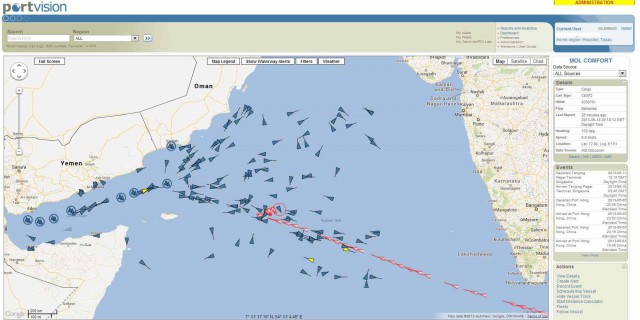 Beide Teile treiben mitten im Weg © marine traffic