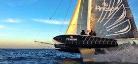 Hydroptére im Sonnenuntergang © Launay