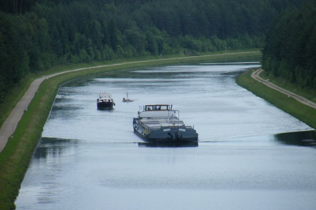 Die Rhein-Main-Danau-Kanal Schleusen Eckersmühlen, Hilpotstein, Leerstetten meistern wir zu dritt. © Andreas Gabriel