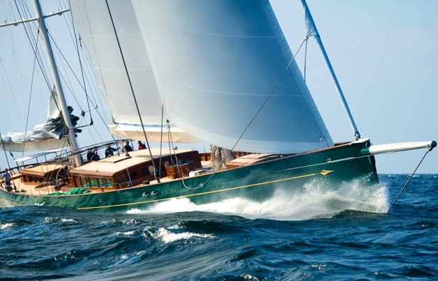 ...Kurse hilft das Besansegel nicht weiter und wird oft geborgen. Aber mit einem...© Baltic Yachts