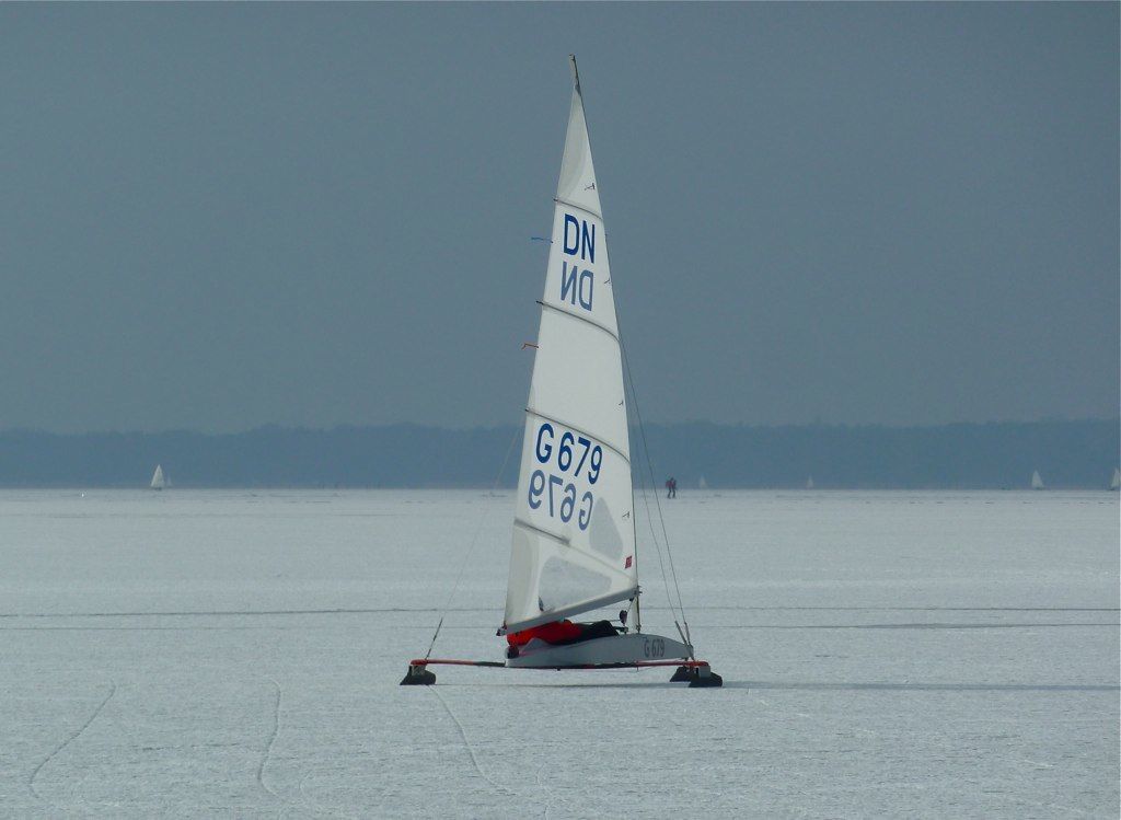 ...Insel Wilhelmstein auf dem Steinhuder Meer. Nur der ... © rohrssen