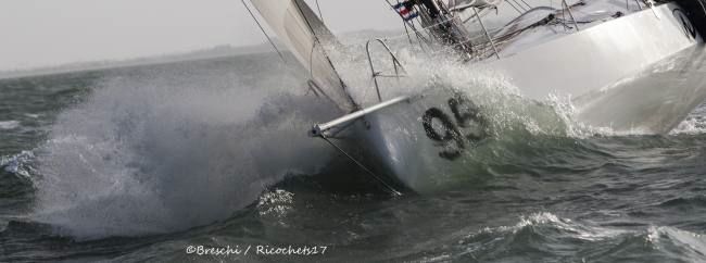 Wind und Welle bei den ersten beiden Tagen der Class40 WM vor La Rochelle... © Breschi