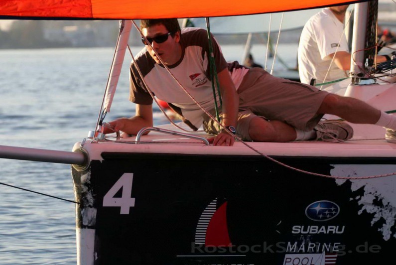...sich Flo auf dem Vorschiff duckt und wie toll... © rostocksailing.de