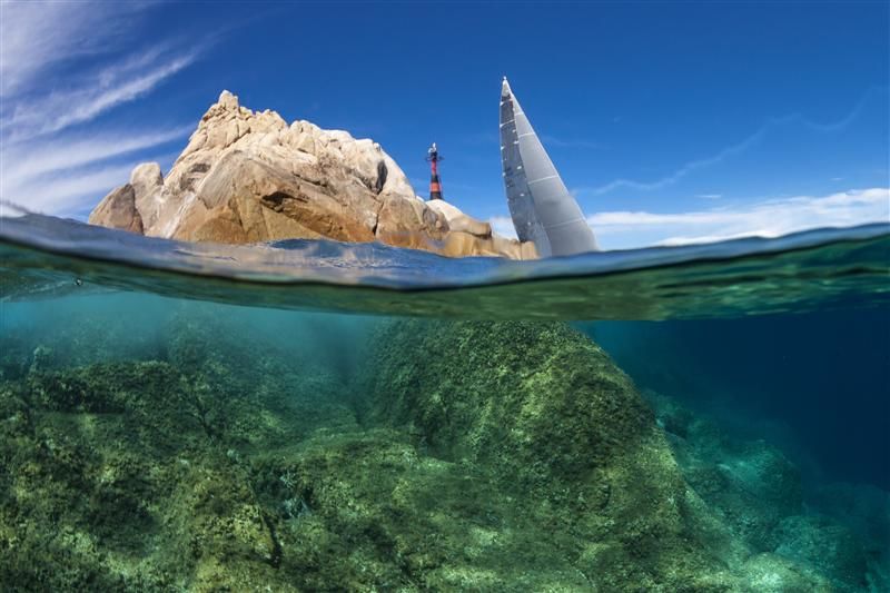 Perspektive mit den Unterwasserfelsen beim Runden der Maxis. © Rolex / Carlo Borlenghi