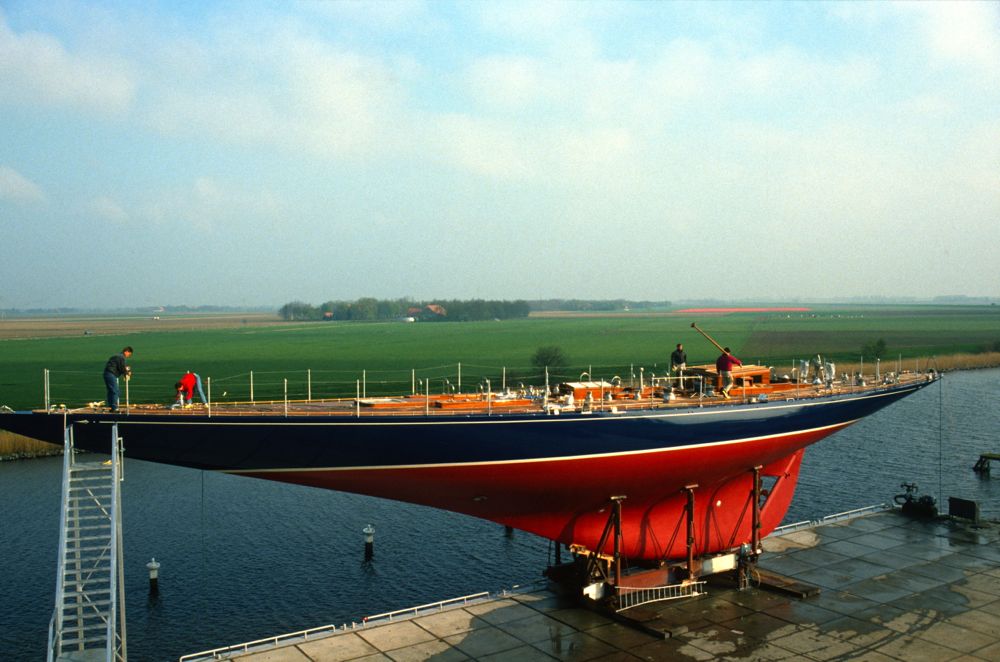 1988 ist bei Huisman aus dem Kasko ein Schiff geworden. © Archiv Meyer