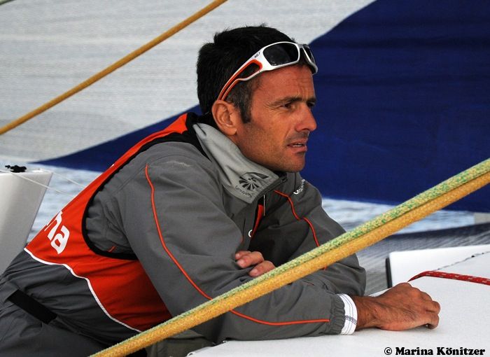 ...Der Volvo Ocean Race Sieger konnte dem Schweizer Steuermann kaum helfen... © Marina Könitzer