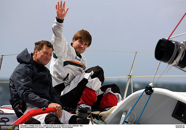 Boris Herrmann segelt zusammen mit Spiegel Chef Mathias Müller von Blumencron auf dessen Class 40 Red von 2008.  © NCR