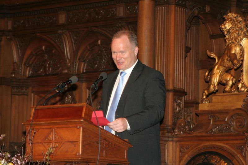 Launiger Gastgeber:  Senator für Inneres und Sport, Michael Neumann.  © Klaus Schmidt