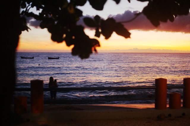 Karibische Sonnenuntergänge sind ansonsten nicht sooo schlecht. © sailingaroundtheglobe.blogspot.com