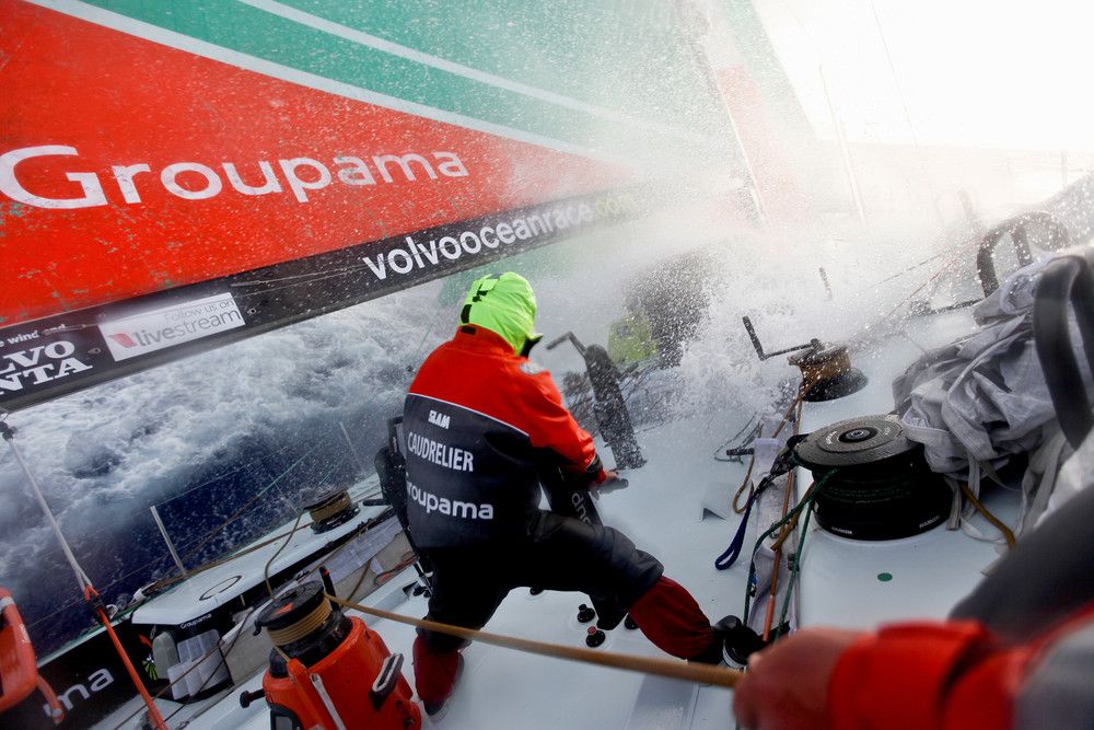 ...Die Franzosen sind besonders beim Power Reach das schnellste Boot im Feld. © Riou/Groupama Sailing Team/Volvo Ocean Race