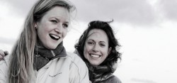 Anna Maria Renken (l.) aus Bremen und die Britin Hannah Jenner wollten beim Global Ocean Race an den Start gehen. © Oliver Franke