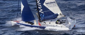 "Mirabaud" vor Gibraltar "Mirabaud" vor Gibraltar. Das 51-jährige Pärchen Dominque Wavre (SUI) und Michèle Paret (FRA) bekam Besuch vom Zoll, liegt aber auf Platz vier gut im Rennen. © BWR