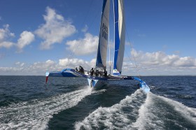 Der Schweizer Stève Ravussin segelt den ersten Multi One Design 70 Trimaran vor Lorient. © MOD S.A.-Yvan Zedda/Sea&Co