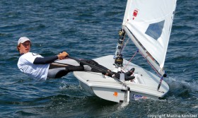 Guter Hebel ist halb gewonnen. Simon Grotelüschen weiß seine 1,93 Meter Körperlänge optimal einzusetzen. © Marina Könitzer