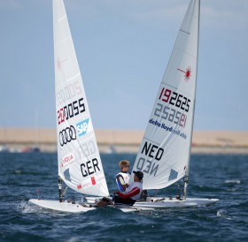 Phillipp Buhl verpatzt das Medalrace, zeigt als Gesamt-Siebter aber eine starke Leistung. © onEdition