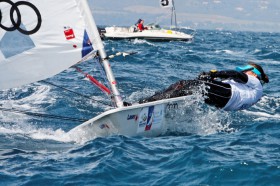 Constanze Stolz mag starken Wind und holt in La Rochelle auch gegen die älteren Konkurrentinnen einen Tagessieg. © A.Stolz