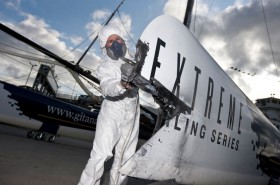 Der zerstörte Bug bei "Groupe Edmond de Rothschild". Das beschädigte Stück wurde herausgeschnitten. © Lloyd Images