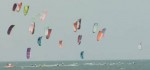 Video-Fundstück. Olympisches Kitesurfen. So funktionieren Kursrennen