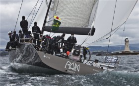 Der 72 Fußer "Ran" auf der Ziellinie vor Plymouth. Der Renner von Skype Gründer Zennström konnte seinen Titel verteidigen. © Rolex/Carlo Boerlenghi