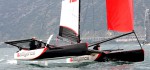 Sach-Team gewinnt mit M32 Katamaran die legendäre Centomiglia am Gardasee