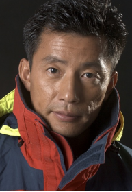 Der Chinese Guo Chuan ist als Medien-Mann mit dem chinesisch irischen Volvo Ocean Racer "Green Dragon" unter Skipper Ian Walker um die Welt gesegelt. © DR