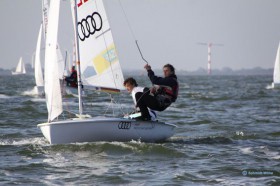 Der deutsche Optimeister von 2007 Malte Winkel aus Schwerin holt mit Maria Hoffmann den Titel des Vize-Meisters. © Schmidt-Wöhe