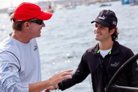 Hoher Besuch bei Puma. Skipper Ken Read begrüßt den Schweden-Prinz Carl Philip als einen von drei Gästen beim Rennen an Bord. Der Kontakt kommt über den schwedischen Co Sponsor Berg Propulsion zustande . © Amory Ross/PUMA Ocean Racing/Volvo Ocean Race