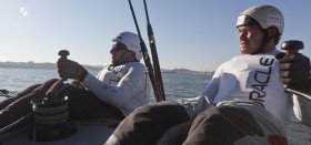 Laser Weltmeister Tom Slingsby neben dem America's Cup Veteranen Simon Daubney. © Guilain Grenier/oracleracing.com