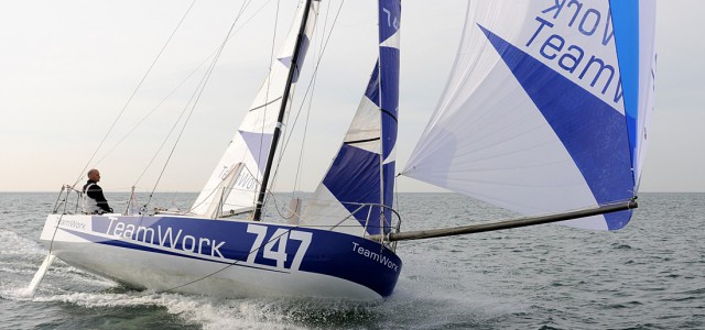 Das Geheimnis des hässlichen, schnellen Plattbug-Minis von David Raison ist der Kiel. © Loris Von Siebenthal