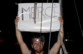 Ankunft nach dem Missgeschick in Bahia. Renaud Mary schaffte es nach der Strandung doch noch bis Bahia. © Pierrick Garenne