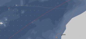 Gropama segelt unter der marokkanischen Küste mit einem Querabstand von 325 Meilen. Telefonica und Puma segeln teilweise in Sichtweite und Camper hechelt hinterher.