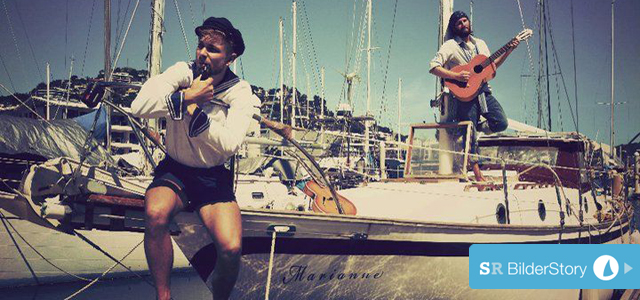 Die "Segeldirigenten" auf ihrer "Marianne", mit der sie von Sydney nach Berlin segeln und dabei Musik aufnehmen. © sailingconductors.com