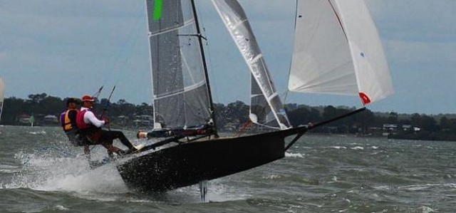Normale Flug-Lage eines 12 Fuß Skiffs. © TFSA