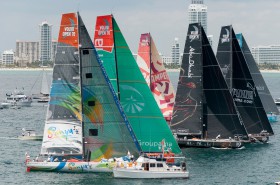 Start zur siebten Volvo Ocean Race Etappe von Miami nach Lissabon. Das Feld liegt auch in der Gesamtwertung so eng zusammen. © PAUL TODD/Volvo Ocean Race