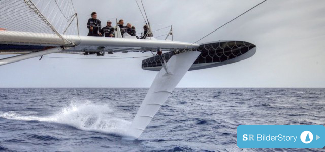"Hydroptère DCNS" in stabiler Flug-Lage auf dem großen Foil in Luv. © Christophe Launay, sealaunay.com