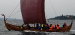 Seenotrettung am Darßer Ort: Wikingerschiff-Nachbau im Nebel gestrandet