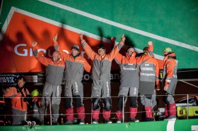 Groupama reicht ein zweiter Platz in der neunten Etappe zum vorzeitigen Gesamtsieg. © IAN ROMAN/Volvo Ocean Race