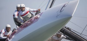 Das Luna Rossa Team mit Frencesco Bruni (Mitte) in Nöten auf der Ziellinie. © Guilain Grenier/Oracle Das Luna Rossa Team mit Frencesco Bruni (Mitte) in Nöten auf der Ziellinie. © Guilain Grenier/Oracle