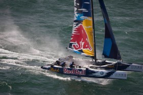 Das österreichische Red Bull Extreme 40 Team mit Roman Hagara und Hans Peter Steinacher soll die Jugend-Teams für den AC aussuchen. © OCEvents Das österreichische Red Bull Extreme 40 Team mit Roman Hagara und Hans Peter Steinacher soll die Jugend-Teams für den AC aussuchen. © OCEvents