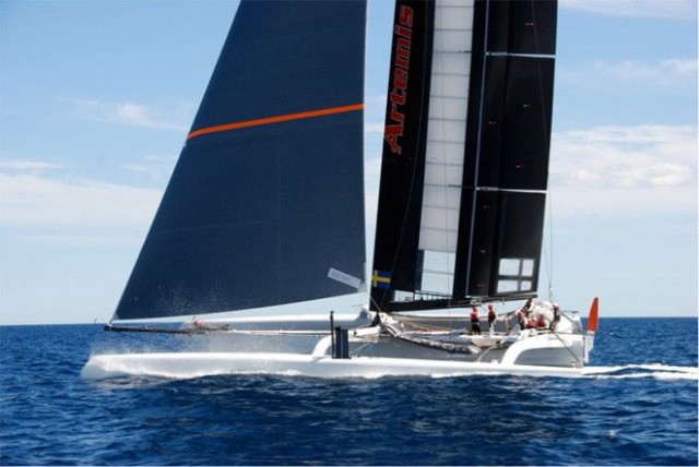Artemis Tests mit dem neuen Flügel auf einem Trimaran in Valencia scheiterten im Mai. © Sander van der Borch / Artemis Racing Artemis Tests mit dem neuen Flügel auf einem Trimaran in Valencia scheiterten im Mai. © Sander van der Borch / Artemis Racing