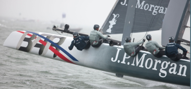 Kann auch auf zwei Rümpfen richtig schnell: ben Ainslie © Gilles Martin-Raget