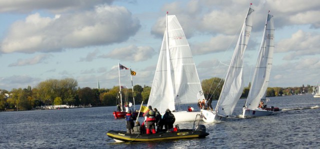 Wieser in Nöten beim Start zum ersten Final-Rennen. © SegelReporter