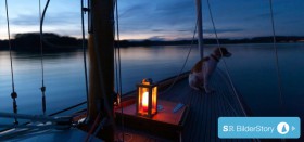 Fotograf Ulli Seer und sein Schärenkreuzer "Dreamtime" am Chiemsee