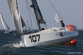 Seit eineinhalb Tagen überraschend in Führung liegen die Class 40 Newcomer Jossier/Toulorge. © JEAN-MARIE LIOT Jossier/Toulorge