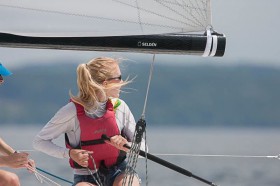 Maike Christiansen (20) steuerte für den Mühlenberger Segelclub auf Rang 13. © Segel-Bundesliga / Nils Bergmann Maike Christiansen vom Mühlenberger Segelclub